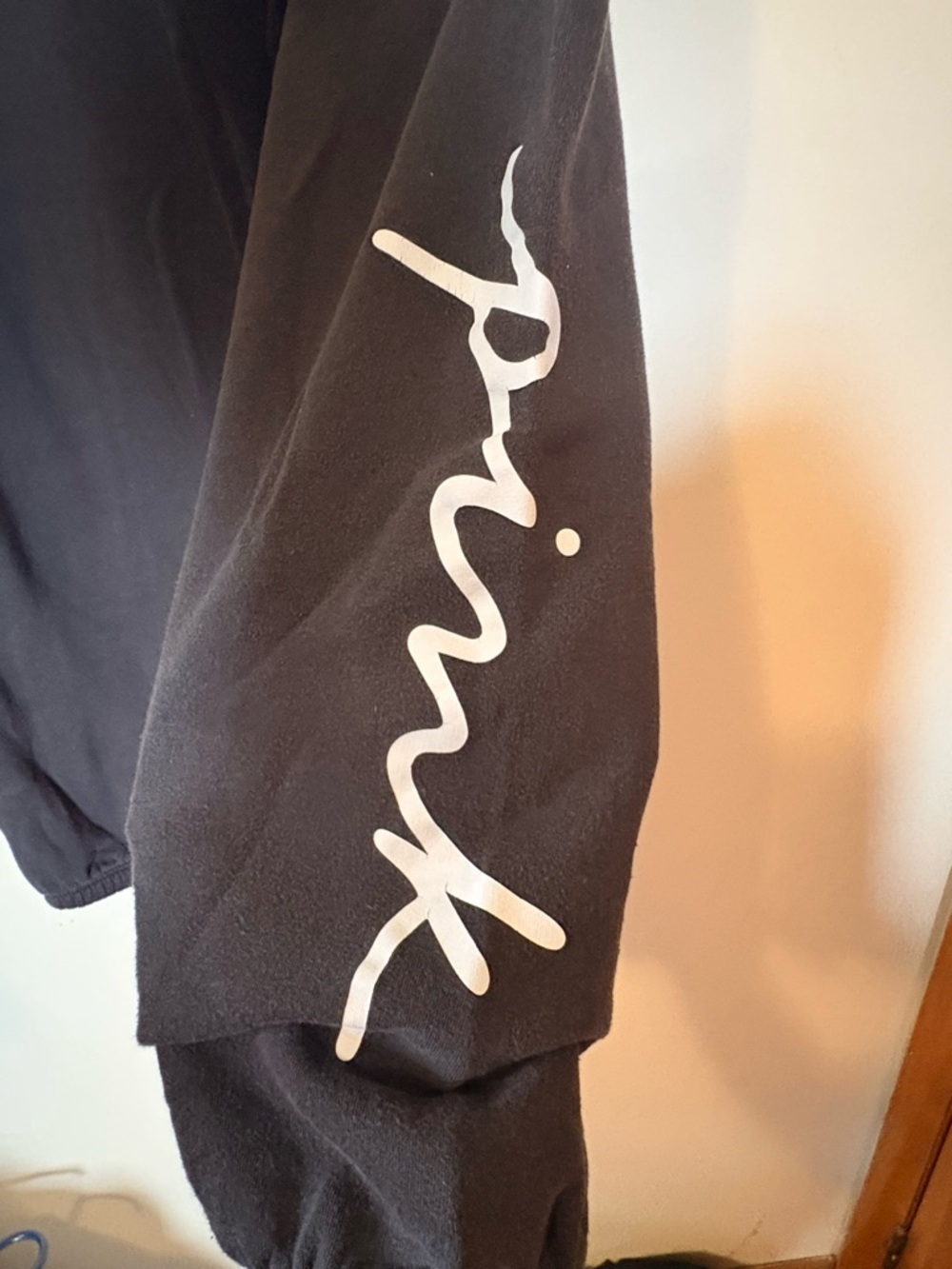 PINK Victorias Secret Everyday Sweats with white Script Pink Logo - Picture 4 of 8